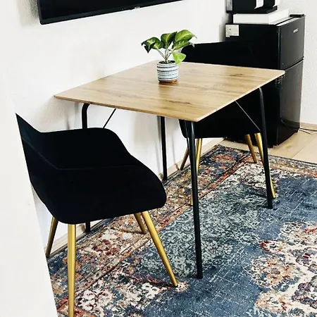 2 L Center L 24h Self Check In L 2 Smart Tv L Regendusche L Free Parking *